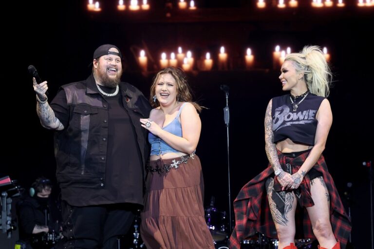 Jelly Roll Brings Daughter Bailee Ann to Stagecoach to See Guy Fieri 03