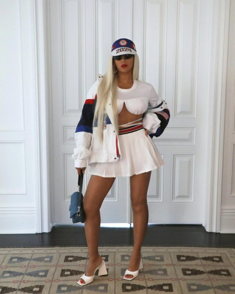 3 Beyonce Brings the Patriotic Spirit With Olympics Inspired Fit