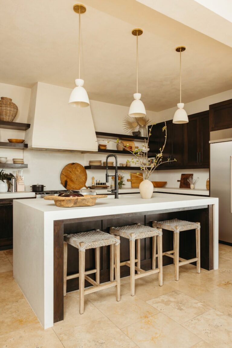 camille styles kitchen pendant lighting 865x1296