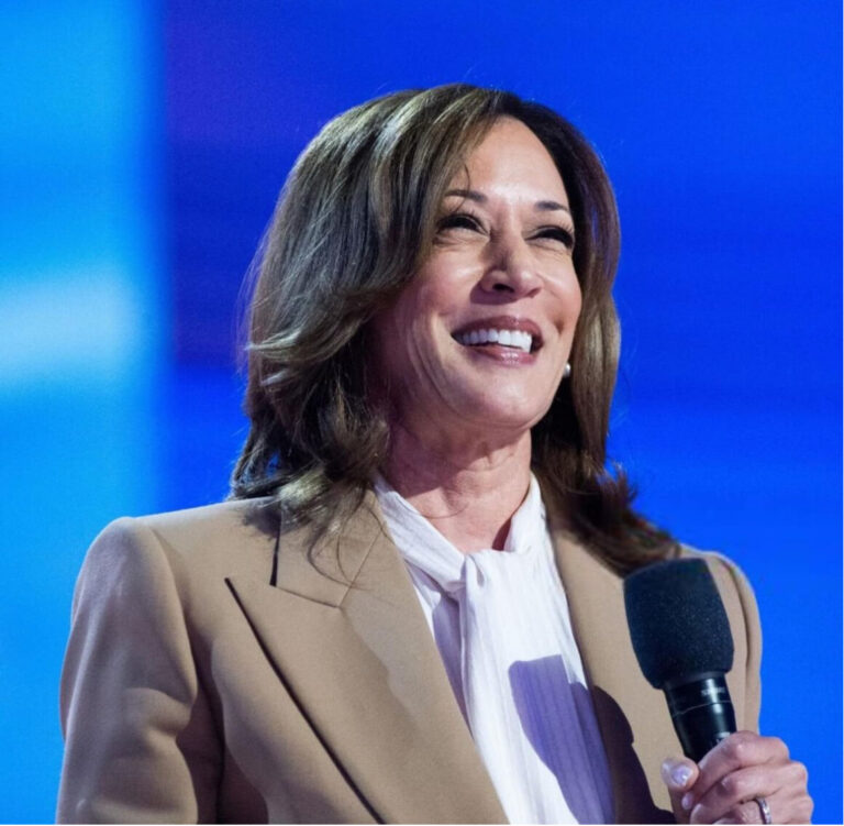 Madam Vice President Kamala Harris wore a Brown Custom Chloe Suit to Day 1 of the 2024 Democratic National Committee 2 1160x1135