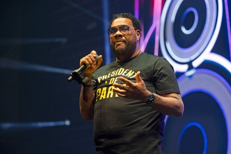 Rapper Fatman Scoop Dead at 53 After Collapsing in the Middle of Concert 1