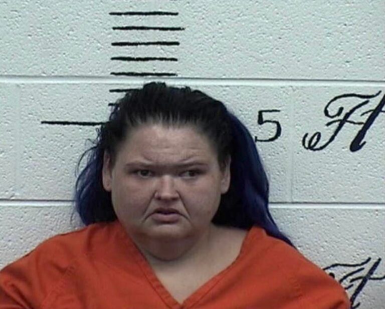 1000 Lbs Sisters Amy Slaton Arrested for Drug Possession and Child Endangerment at Zoo 01