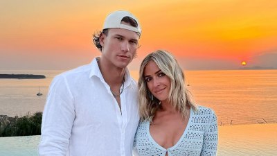 Kristin Cavallari and Mark Estes Are All Smiles in New Sunset Pic 1