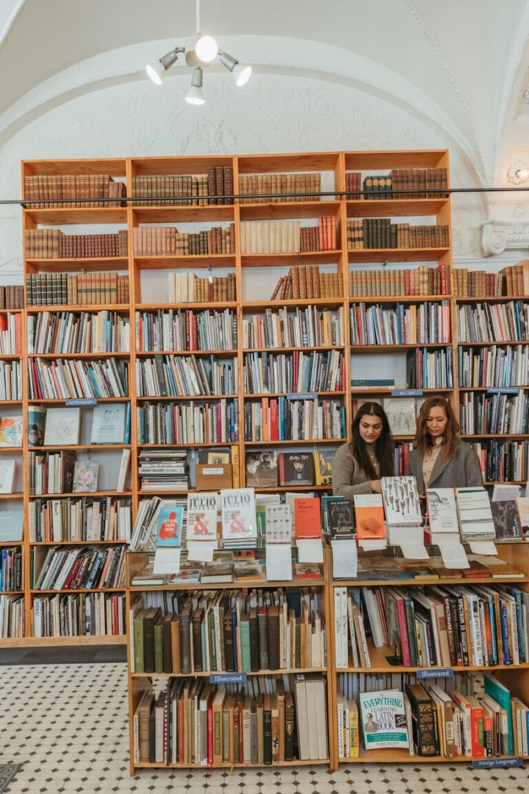 two women at bookstore 865x1298