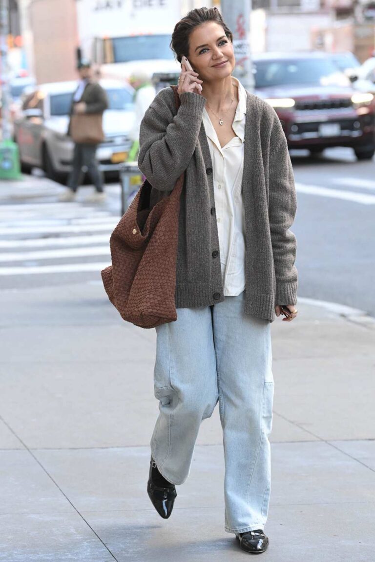 Katie Holmes Just Wore High Streets Most Wanted and Affordable New Bag 01