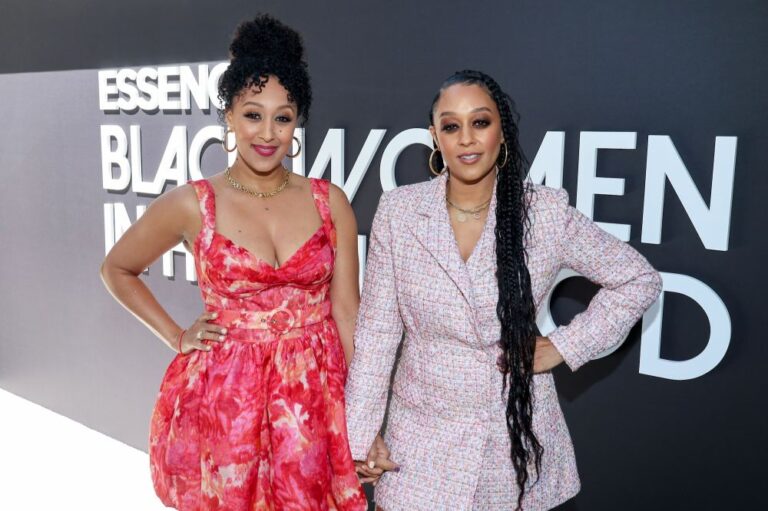 Tia Mowry Recalls Facing Pressure of Child Stardom With Sister Tamera Mowry feature