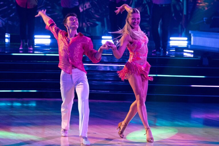 What Songs Are the DWTS Cast Dancing to in Season 33 Finale 01 2024