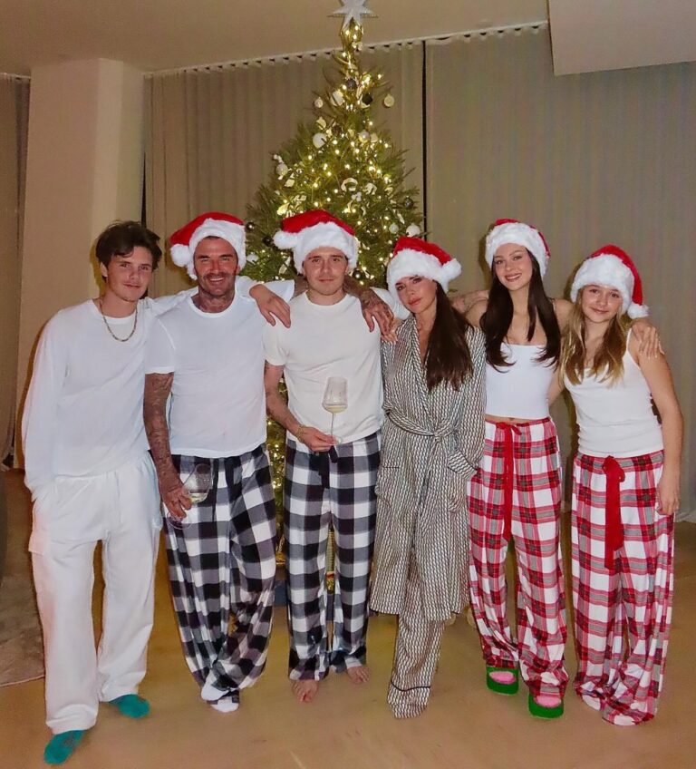 How the Beckhams Will Celebrate Xmas And Brooklyn Teases Family Gifts 02 2024