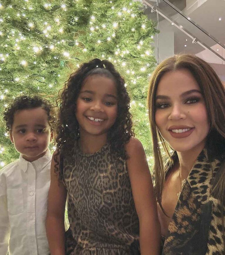 Khloe Kardashian Shares Daughter True Had a 105 Degree Fever on Christmas 02 2024