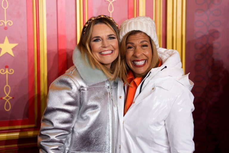 Savannah Guthrie Brings Hoda Kotb to Tears With Meaningful Secret Santa Gift 2