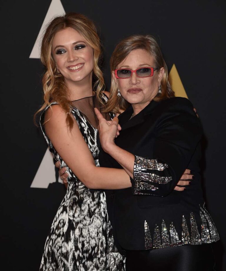 billie lourd shares emotional tribute on the anniversary of Carrie Fishers death 497197194